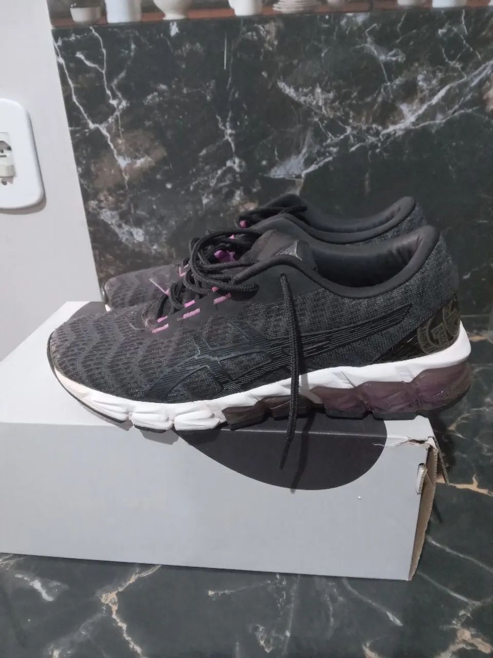 Tênis Asics para atividades físicas - Foto 4