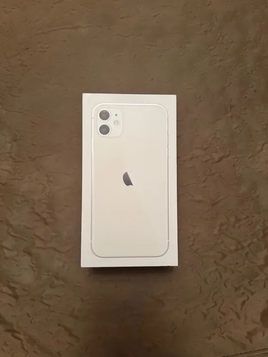 Caixinha do iPhone 11 + adesivos