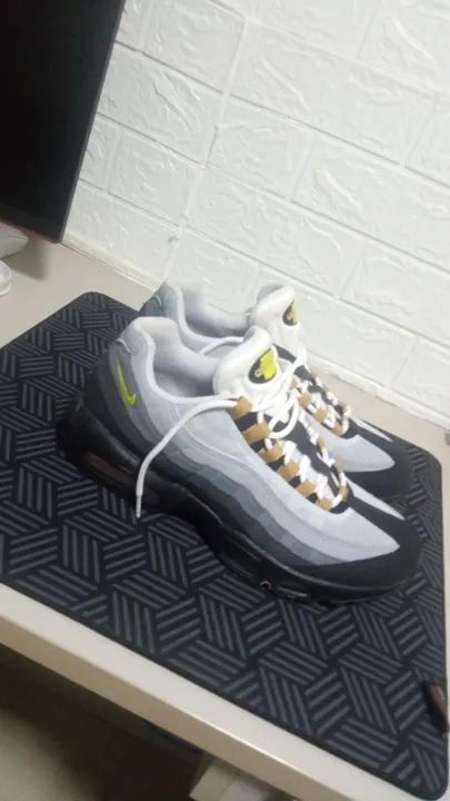 Nike Air Max 95 - Tamanho 41