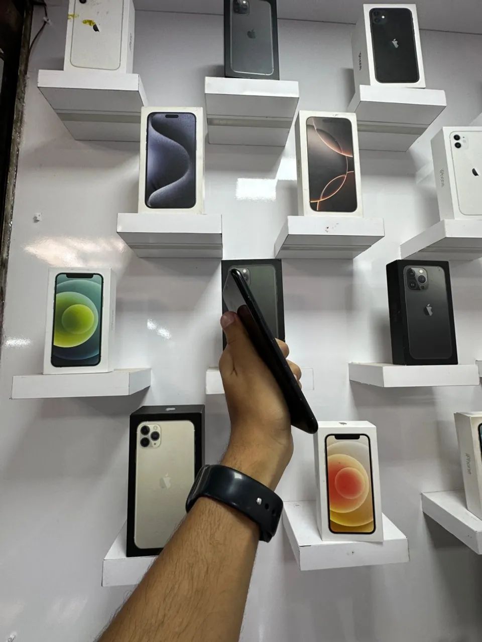 iPhone XR Preto - 64GB  - Foto 4