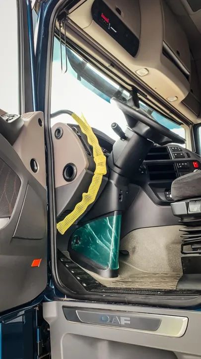 DAF XF FTT 530 6x4 Super Space Cab  - Foto 16