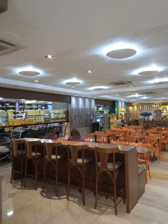 Alugo ponto comercial na Praia da Costa - Foto 2