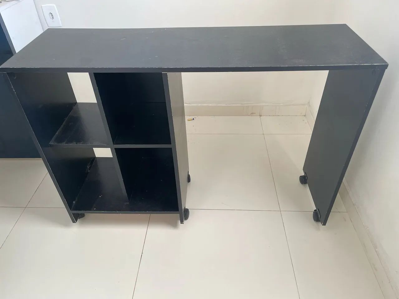 Mesa Escrivaninha64295714772355122