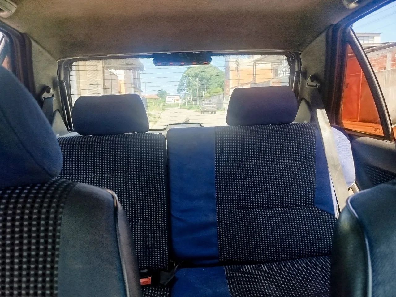 Peugeot 106 Soleil 1.0 5P 2000