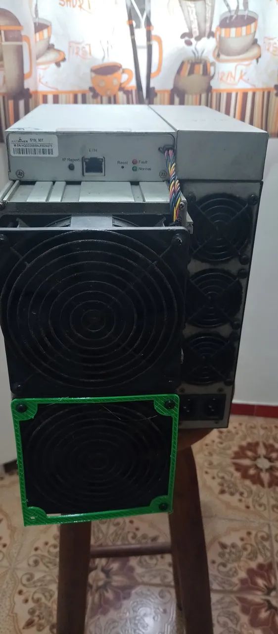 Asic Mineradora Antminer s19 95  - Foto 2