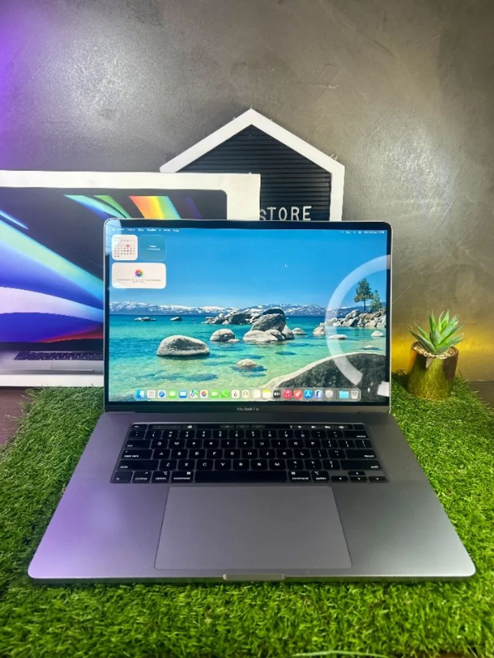 MacBook Pro 16 polegadas-Core i7 | Radeon 5300M | 16gb ram | 512gb SSD .