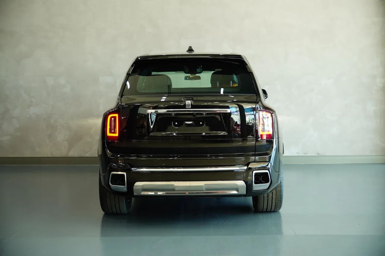 Rolls-Royce Cullinan 6.7 V12 Aut., foto 4 de 19