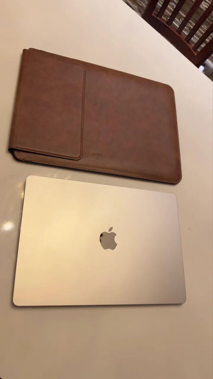 MacBook Air M3 15? 16GB - Estado de Novo - Bateria 100% (14 ciclos