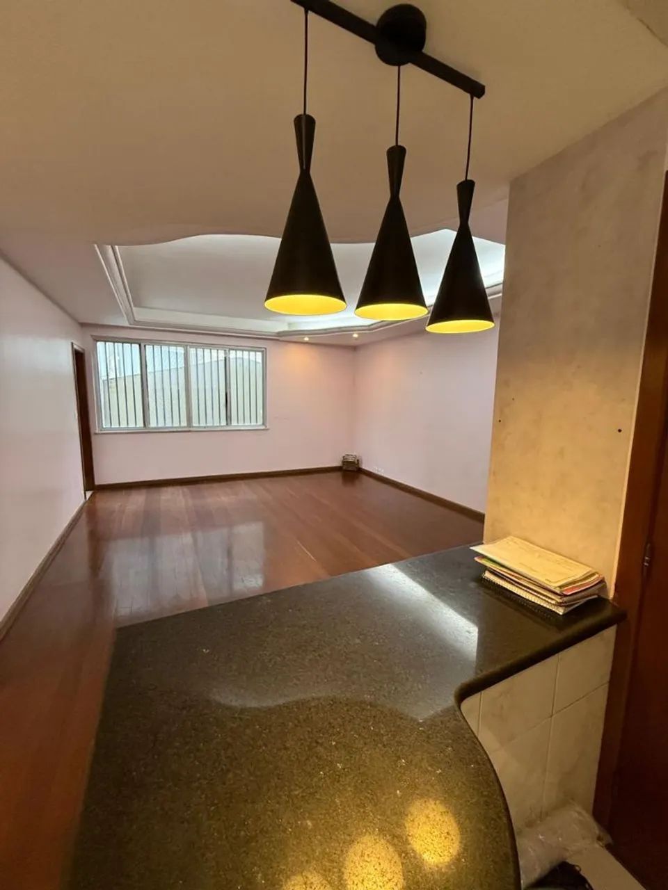 OPORTUNIDADE NO CENTRO - AMPLO E CONFORTÁVEL - Foto 4