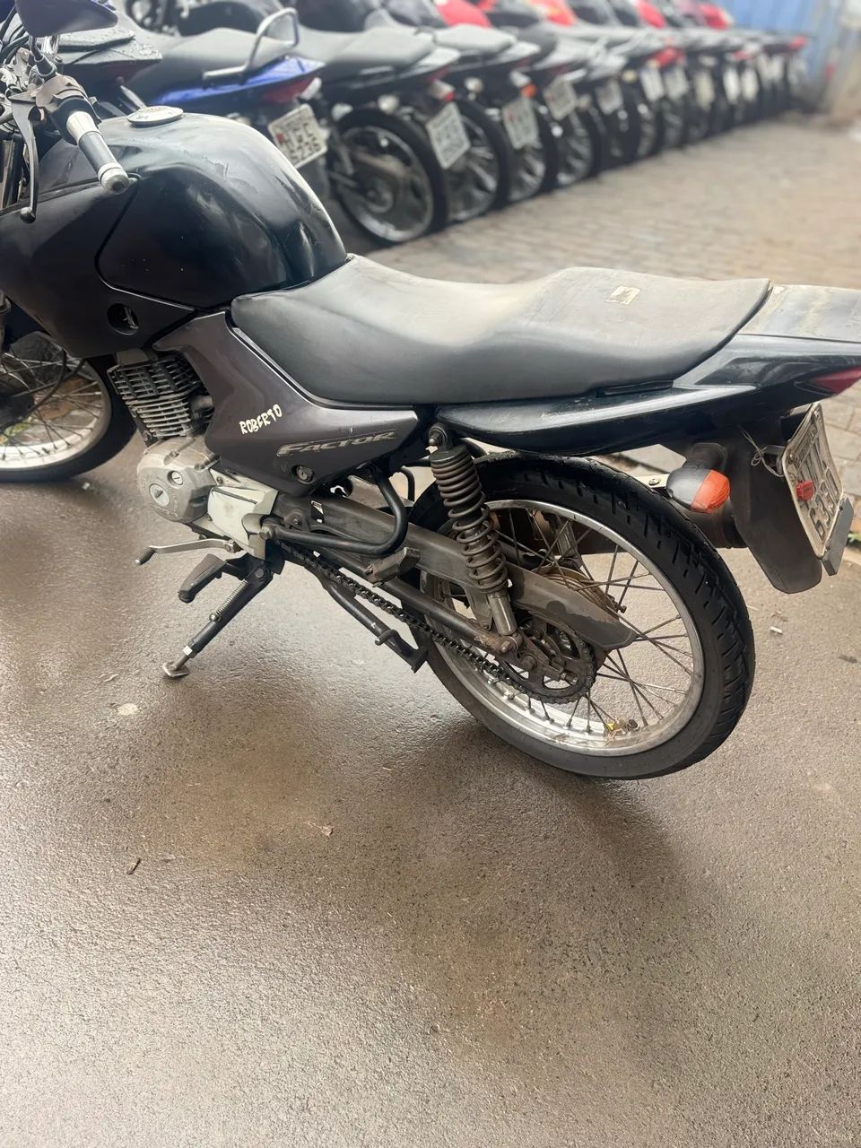 Vendo factor 125 modelo 2009 - Foto 2