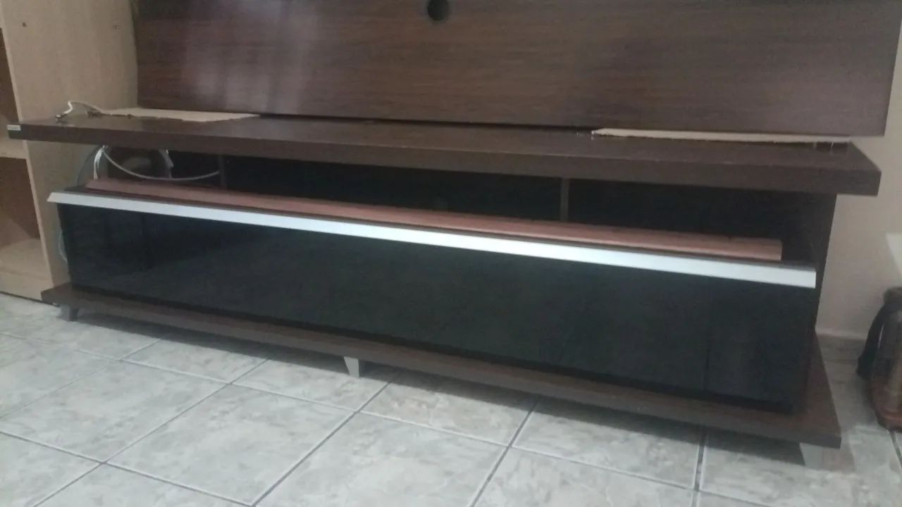 Rack estante com painel