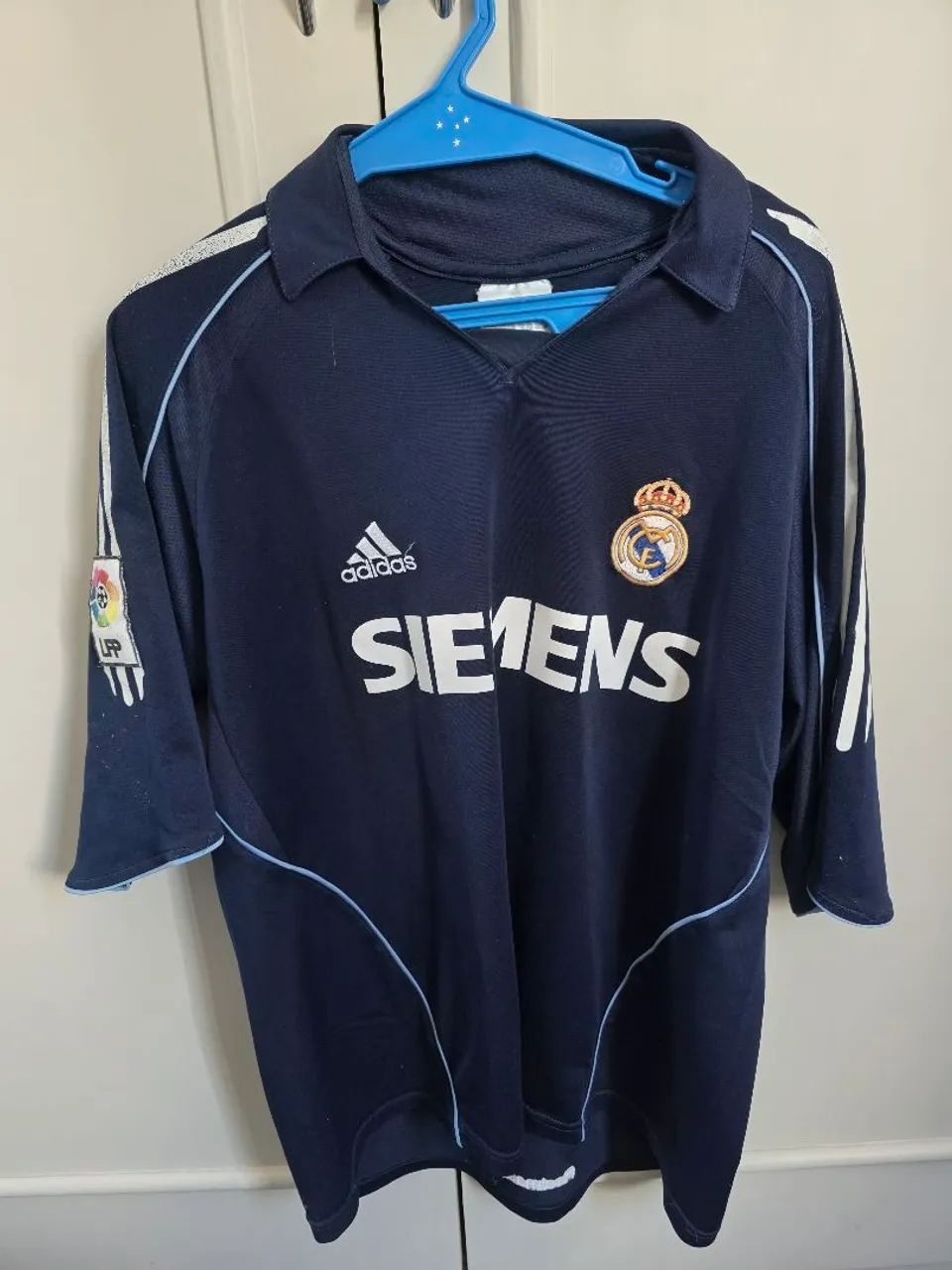 CamisaReal Madrid 2005 - Foto 2
