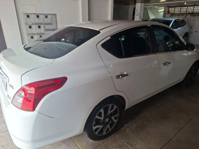 Nissan Versa SL 1.6 16V Flexstart 4P Aut. 2017 - Foto 4