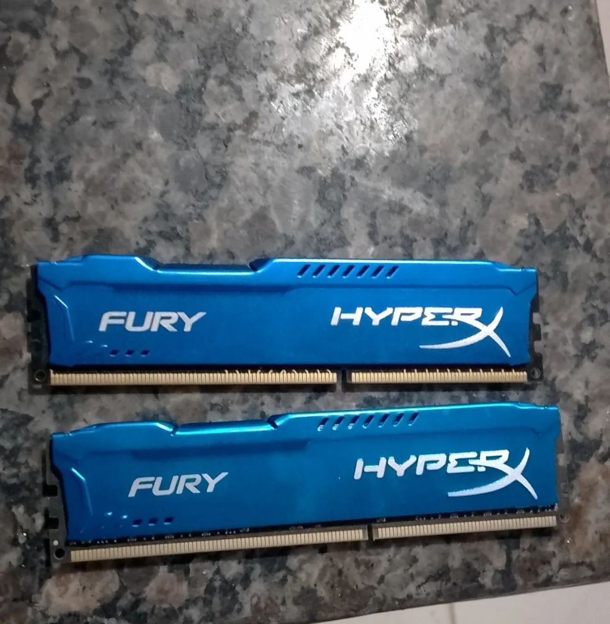 2 PENTES DE MEMÓRIA RAM