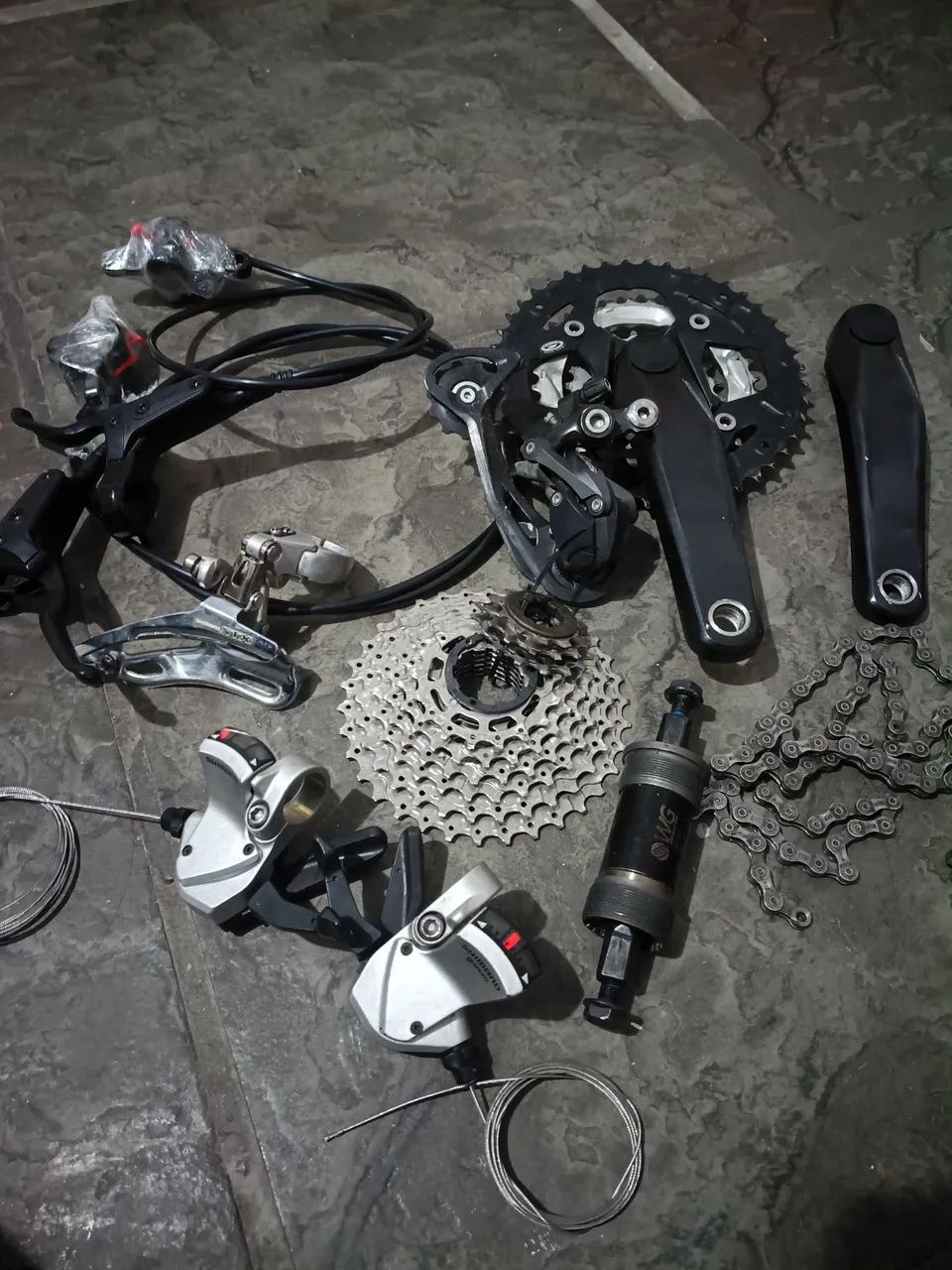 Grupo Shimano altus com freio  - Foto 4