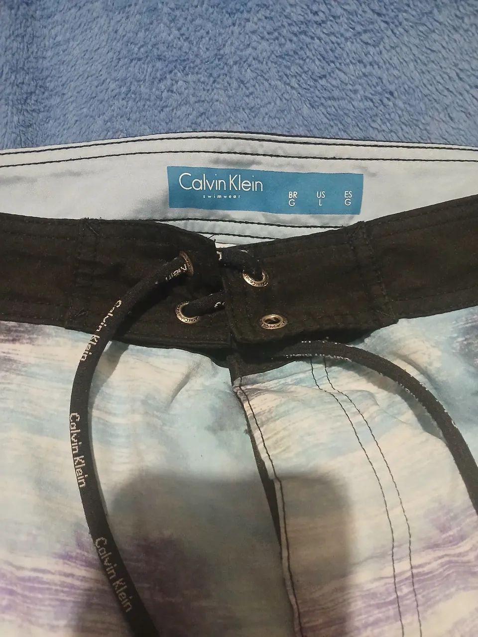 Bermuda de tactel Calvin Klein original - Foto 5