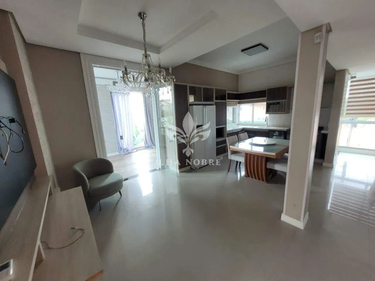 Casa residencial mobiliada com 3 Quartos e piscina para aluguel no Campeche, Florianópolis - Foto 2