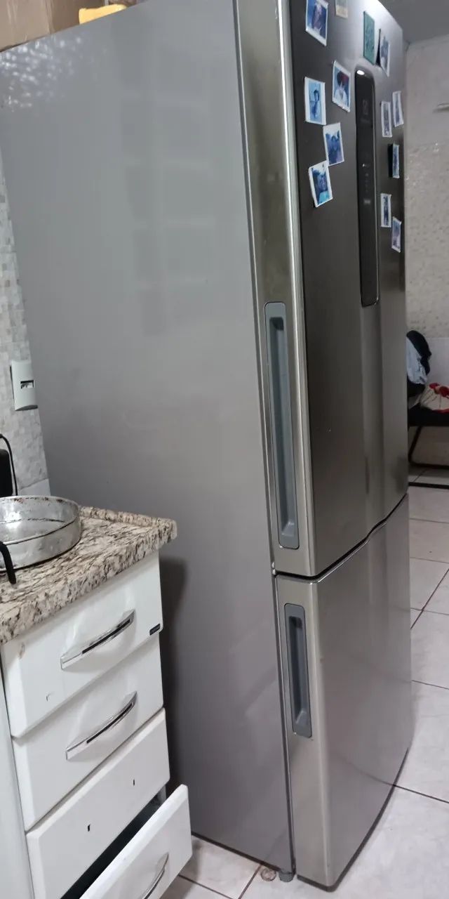 Geladeira Eletrolux 2 porta 220w - Foto 2