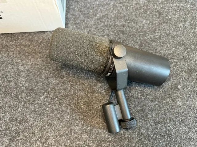 Microfone Dinâmico Shure Sm7b - Foto 2