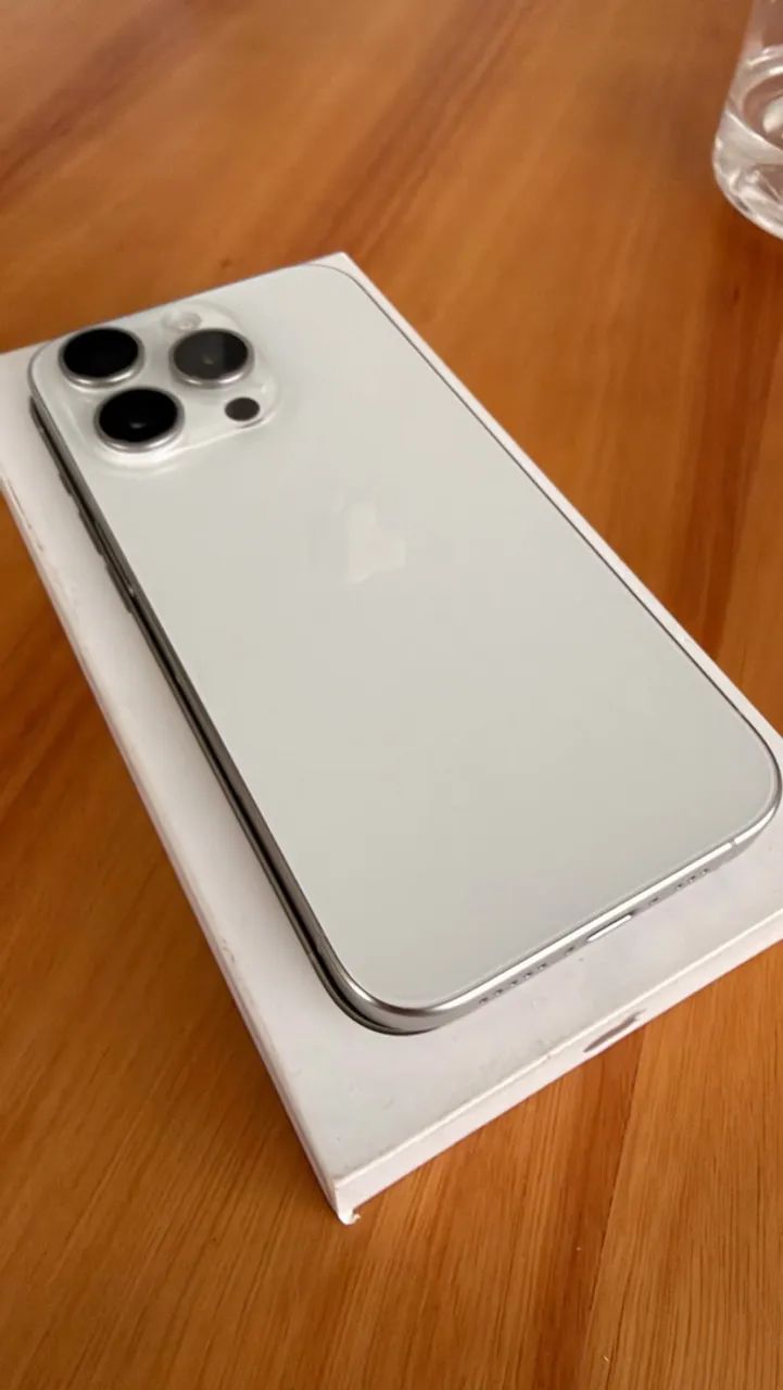 iPhone 15 Pro 256gb - Celulares e Smartphones - Abraão