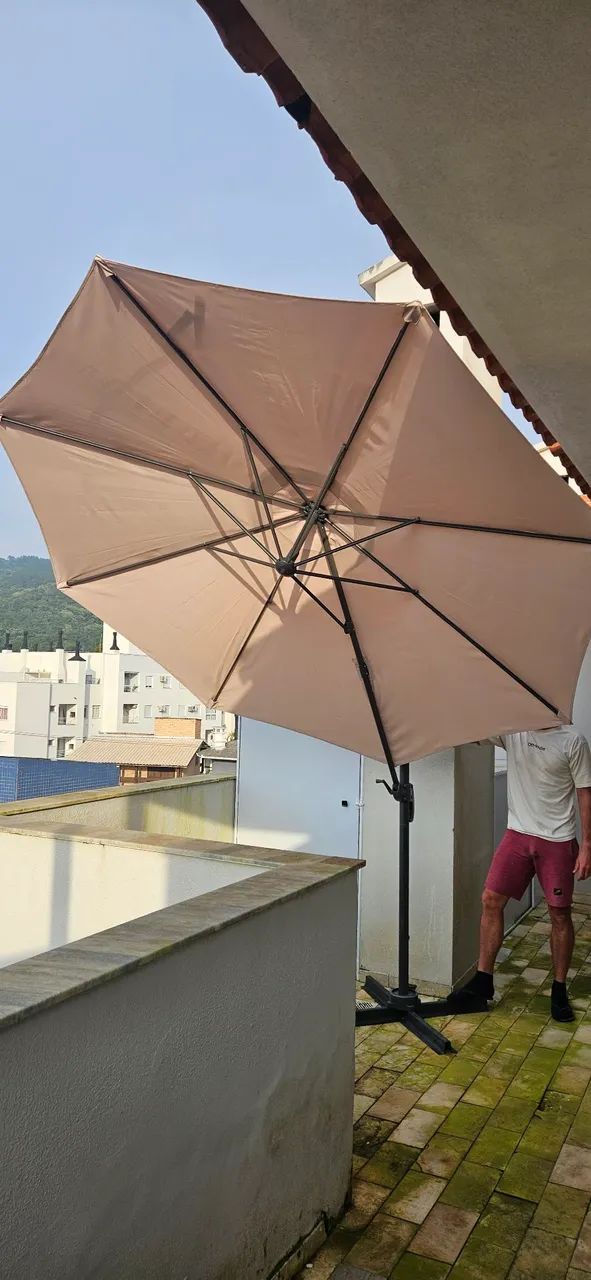 Ombrelone 3 metros, excelente qualidade, com rotação completa e inclinação. - Foto 4