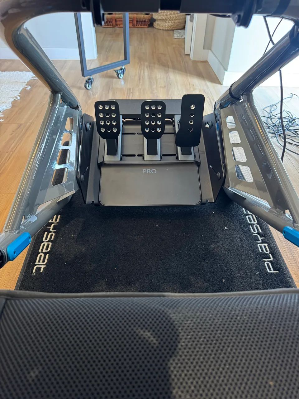 Cockpit Logitec G Pro + Playseat Trophy - Foto 3