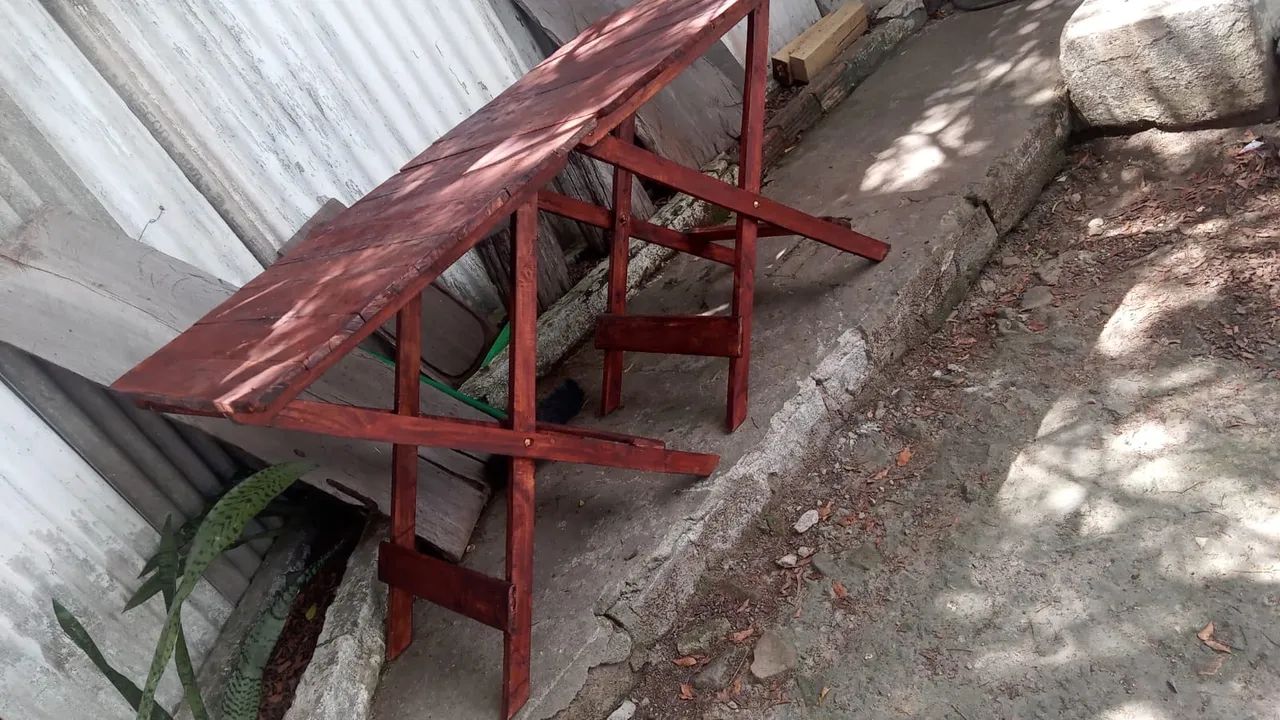 Cadeiras de madeiras 