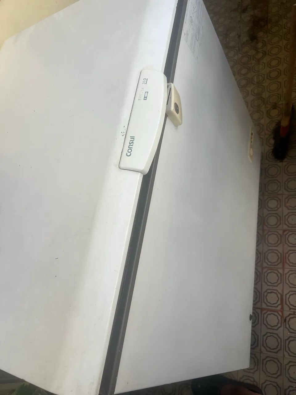 Freezer em perfeito estado e funcionando perfeitamente