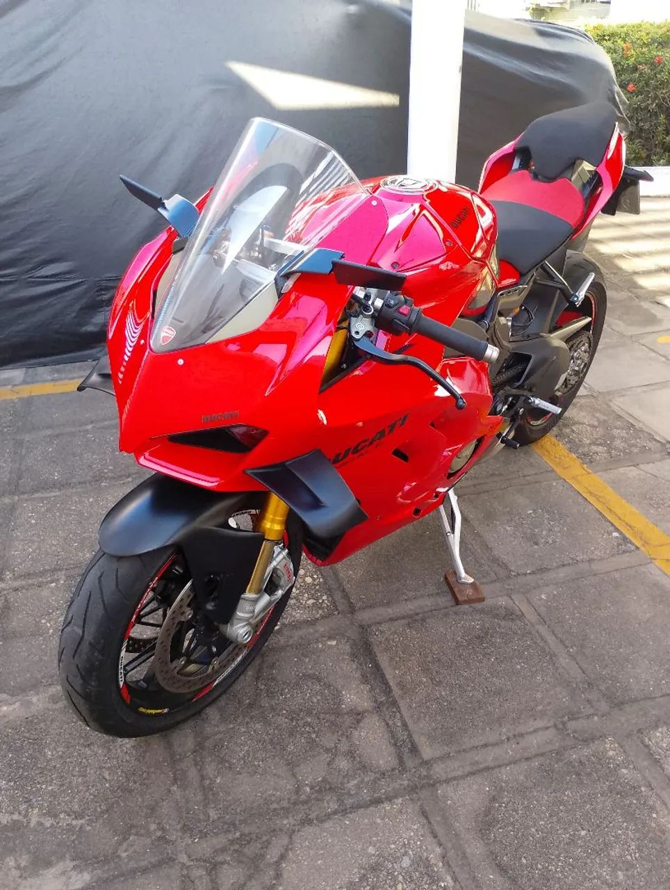DUCATI Panigale V4S 2023 - Foto 4