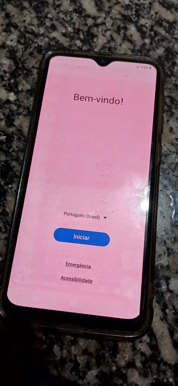 Celular A20 em ótimo estado 