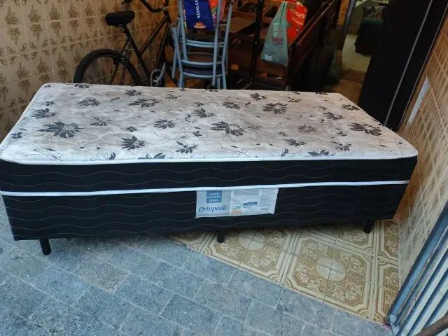 Cama box solteiro conjugada espuma premium muito boa, entrega imediata !!