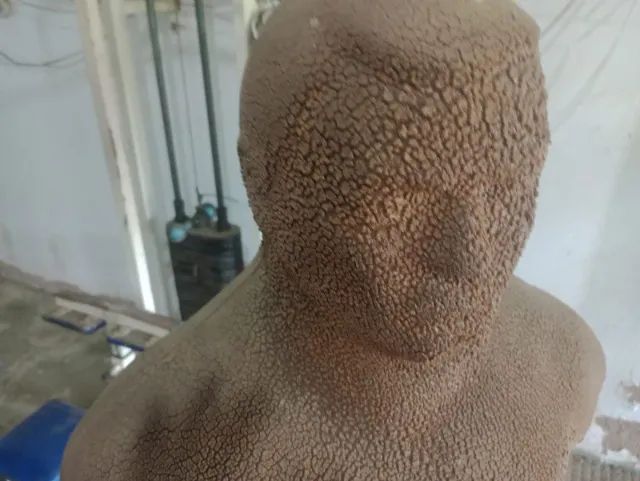 boneco bob luta - Foto 3