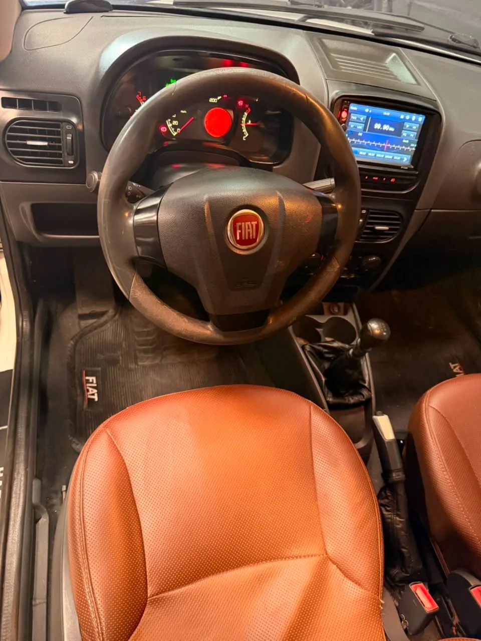 Fiat Strada Working Hard 1.4 Fire Flex 8V CD 2016 - Foto 5