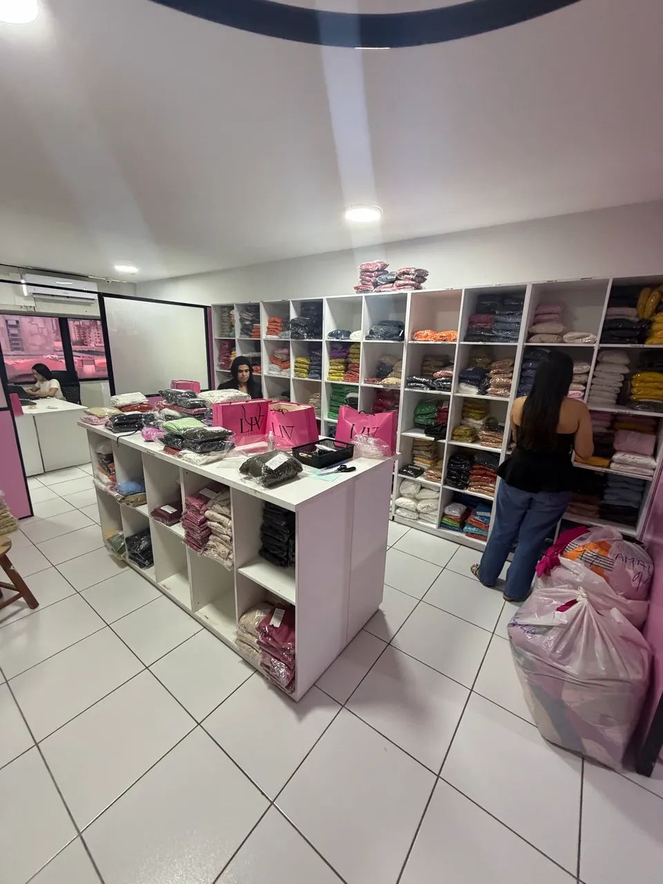 Venda loja completa de roupa  - Foto 4