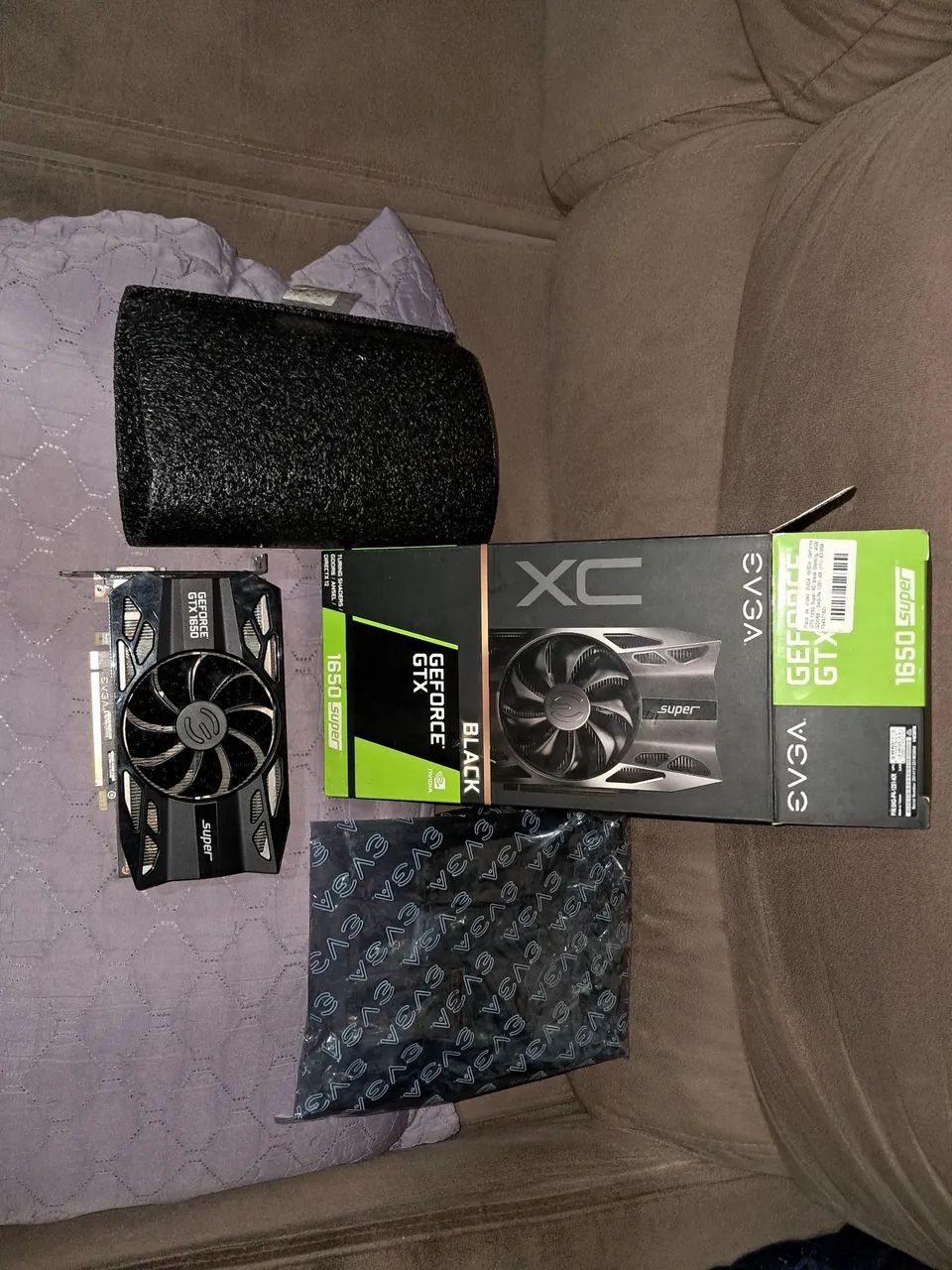 Placa de video gtx 1650 ultra bleck na caixa 