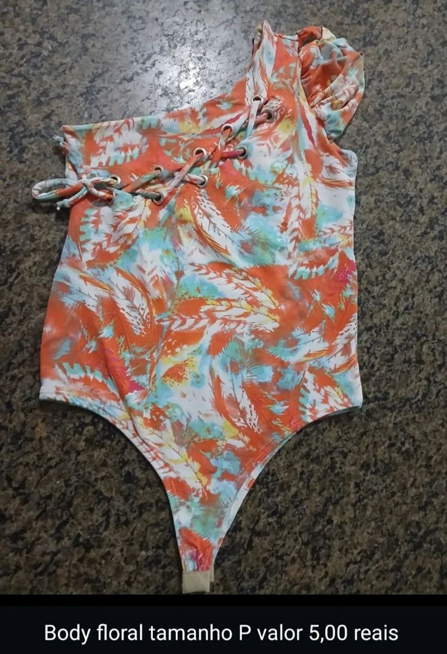 Vendo roupas usadas em excelente estado  - Foto 5