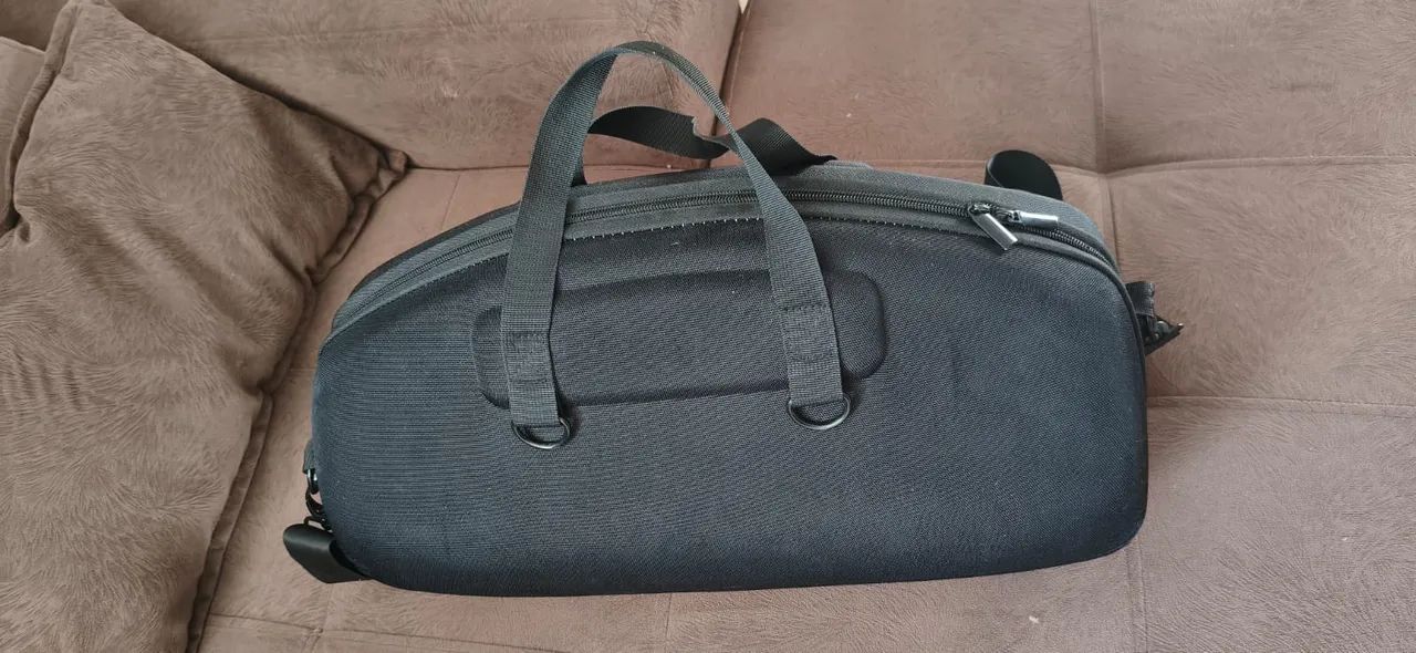 JBL BOMBOX 1