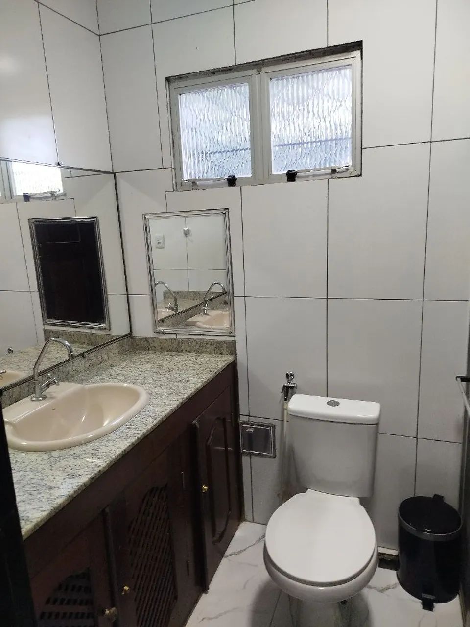 Casa recém reformada  Porteira fechada 