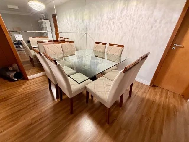 Mesa de Jantar + 8 Cadeiras - Foto 4