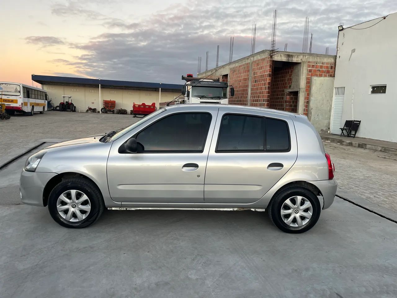 Renault Clio Clio RN/Alizé/Expr./1.0 Hi-Power 16V 5p 2015