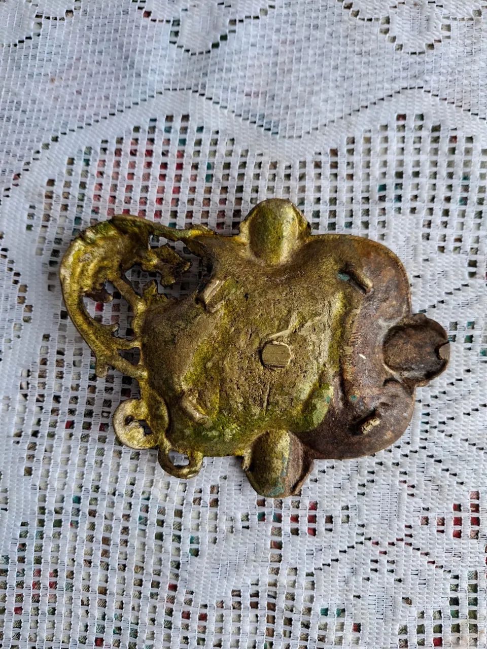 Cinzeiro antigo em bronze com motivo gárgula  - Foto 4