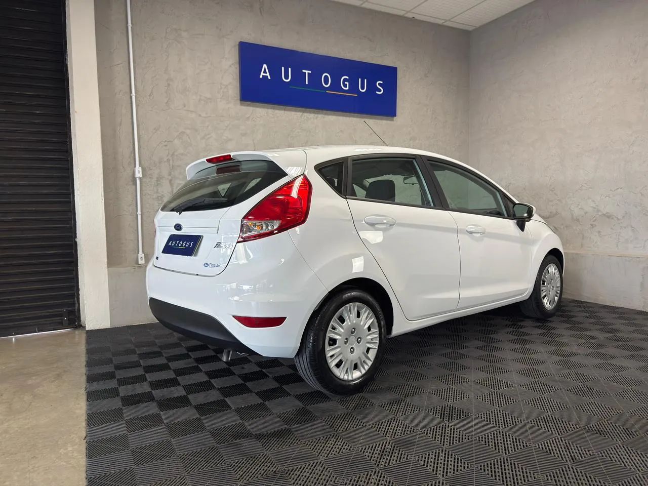 Ford Fiesta 1.5 16V Flex Mec. 5P 2016 - Foto 5