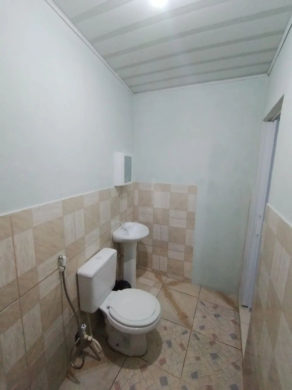 Aluga-se casa 750,00  - Foto 3