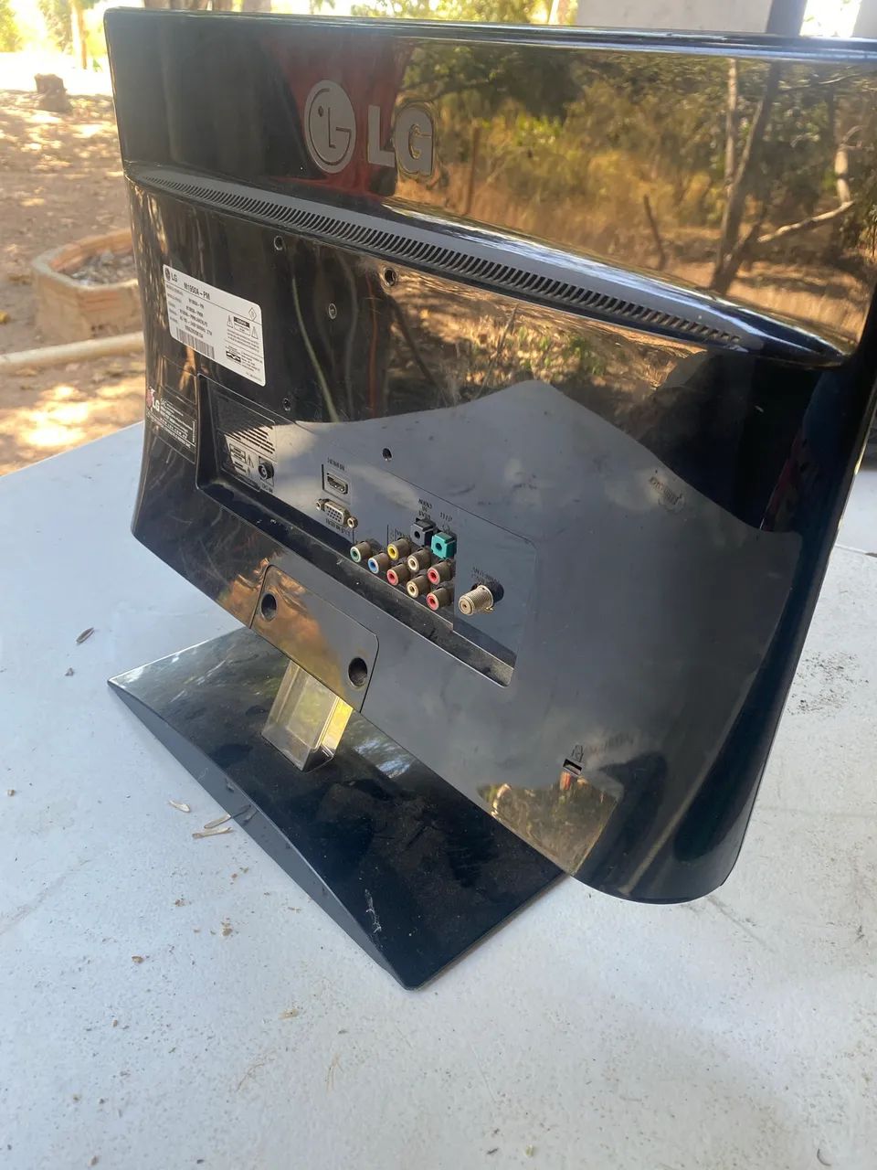 Monitor LG 19 60Hz - Foto 3