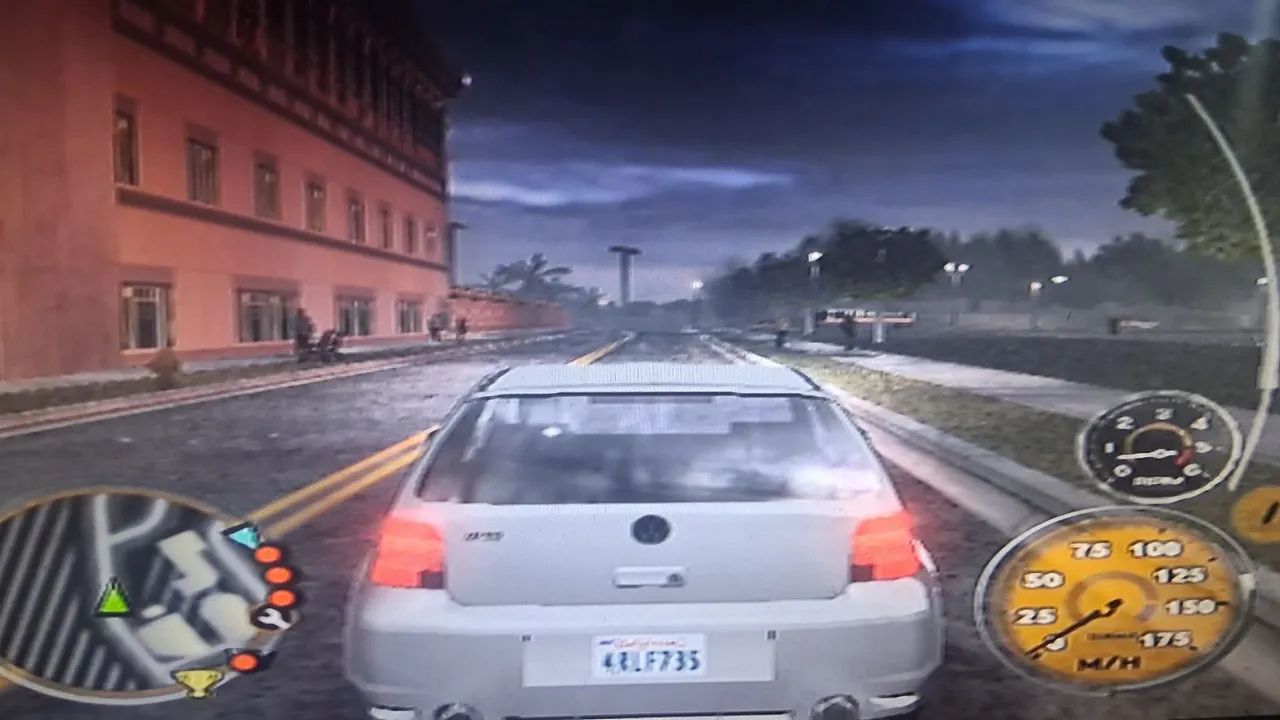 Ps2 funcionando perfeitamente... com vários clássicos. 