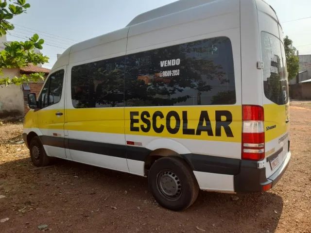 Micro ônibus bem conservada