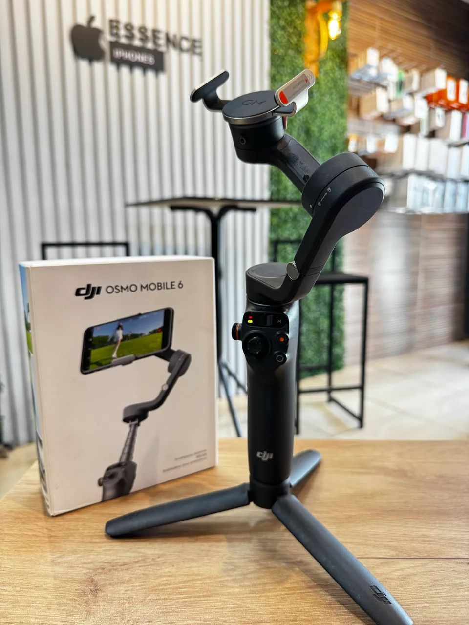 DJI OSMO MOBILE 6