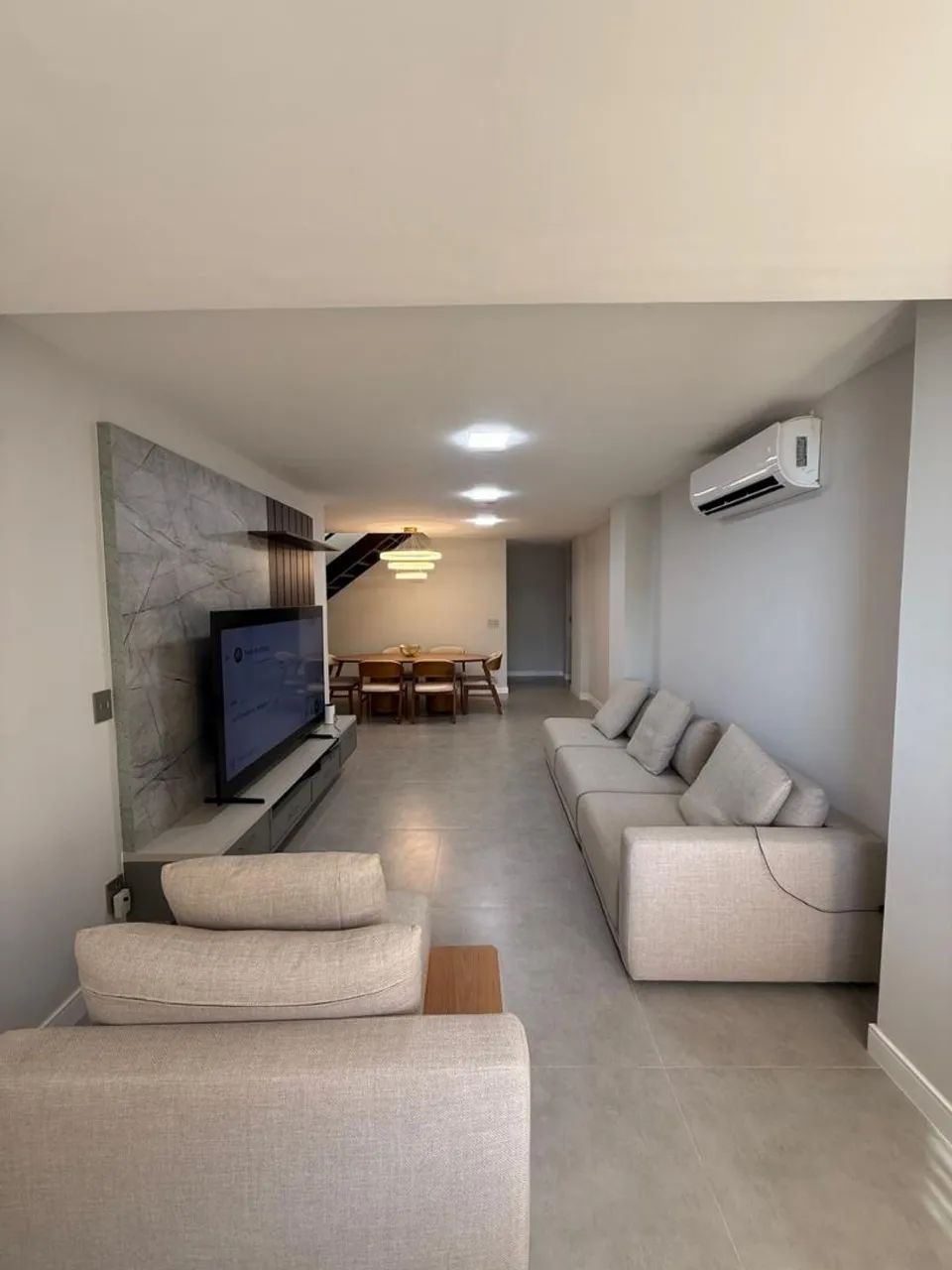 Apto Cobertura Duplex | 254m² | 4 Quartos (1 Suíte Master) | 1ª Quadra da Praia  - Foto 2