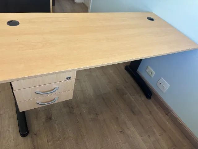Mesa de escritório 