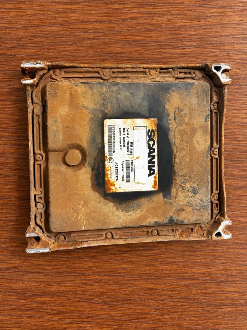 Módulo ECU CMS1 Scania NTG Original 2405737 - Usado - Foto 2
